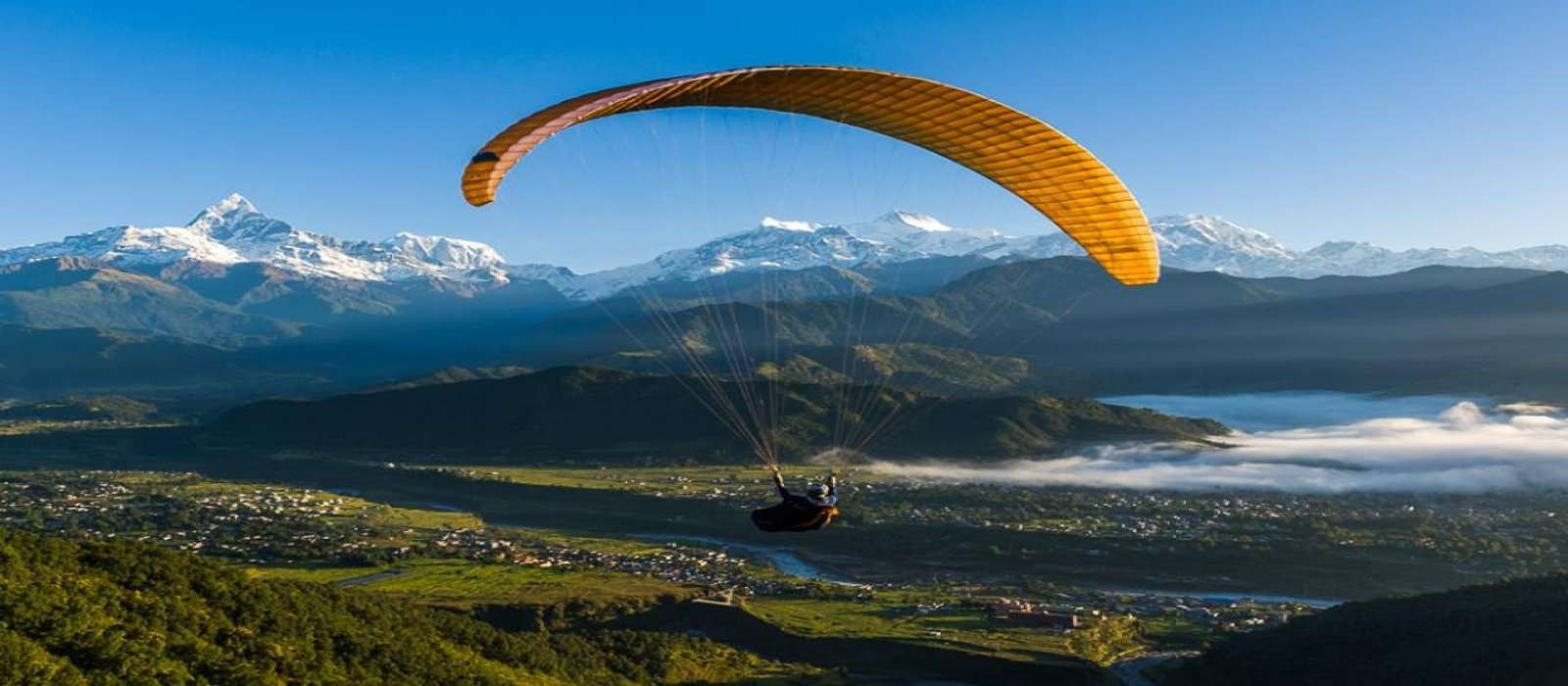 Paragliding in Nepal